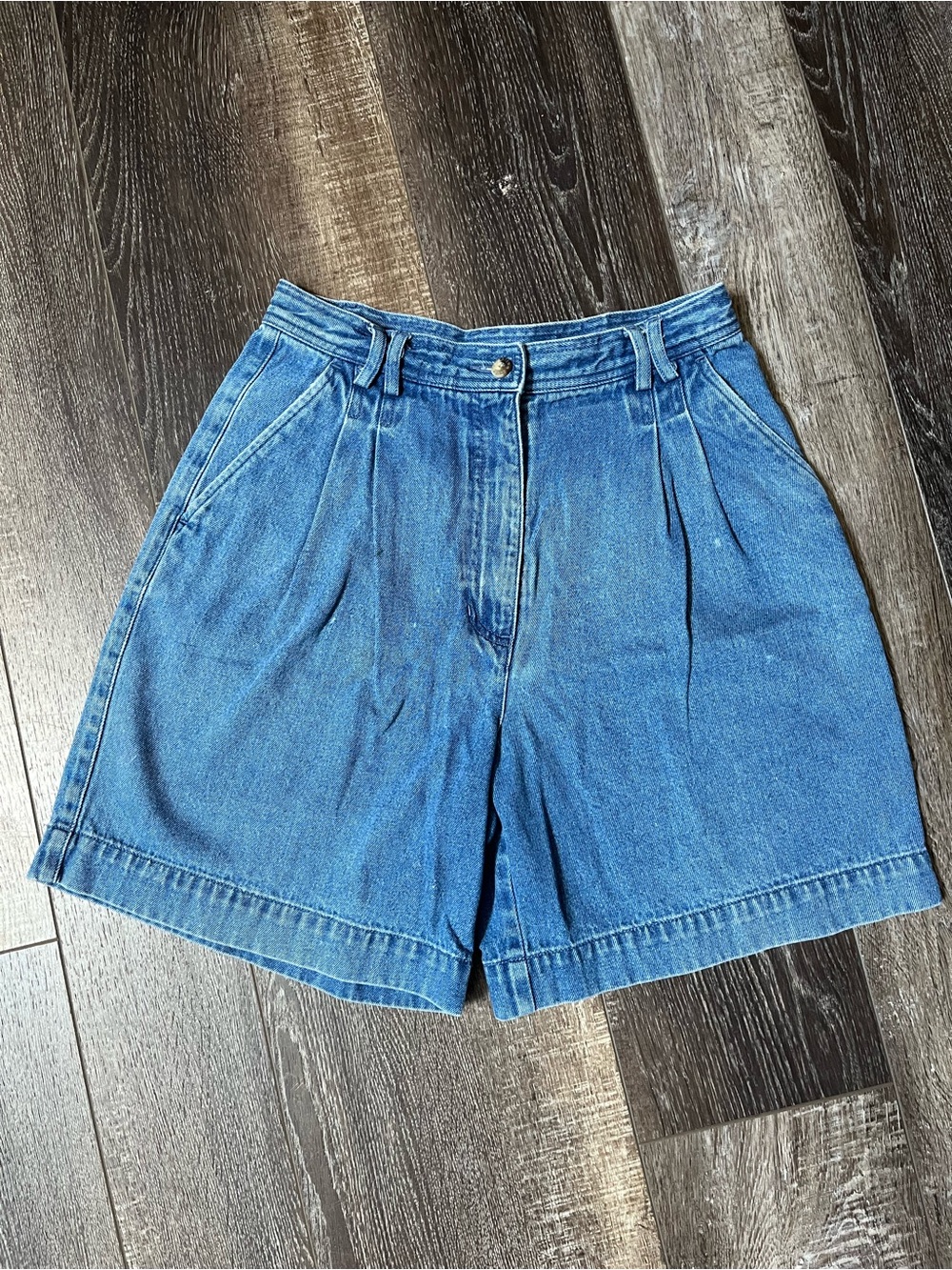 Charter Club Blue Pleated High-Rise Denim Shorts